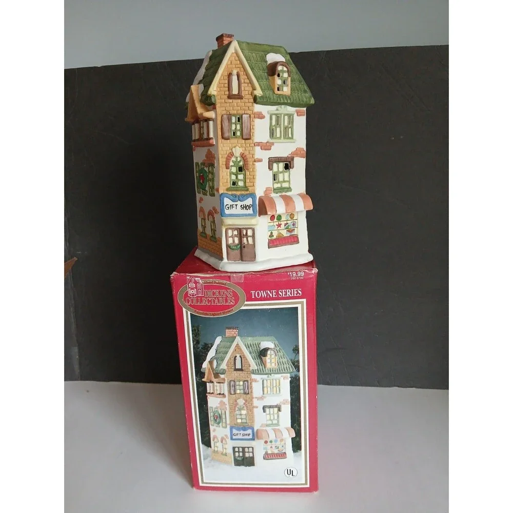 Vtg 1994 Christmas Dickens Collectables towne series Porcealin Gift shop w box